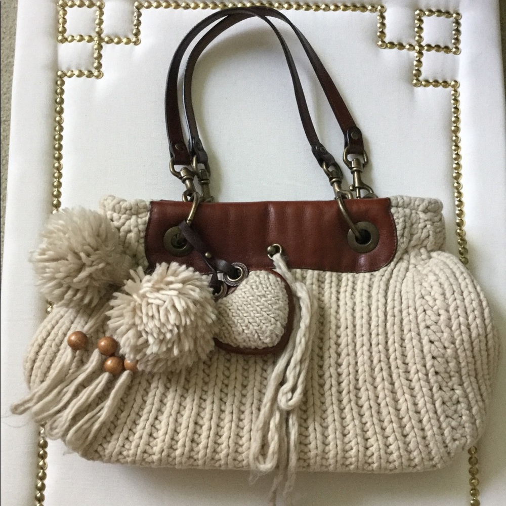 ❄️Juicy Couture Sweater Bag❄️ - Picture 2 of 8